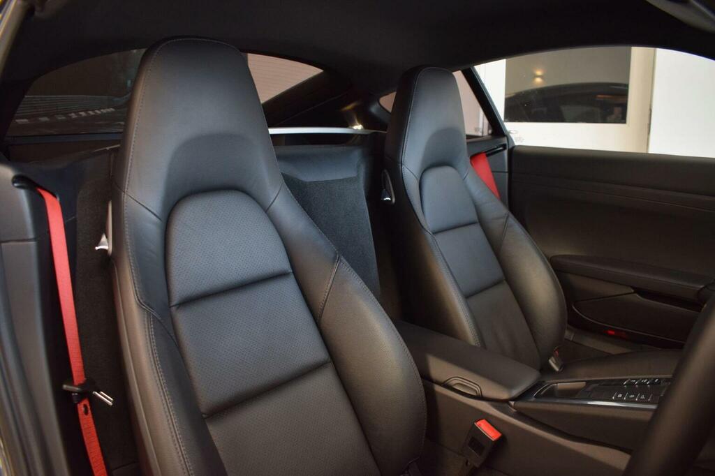 Porsche Cayman Coupe  #7