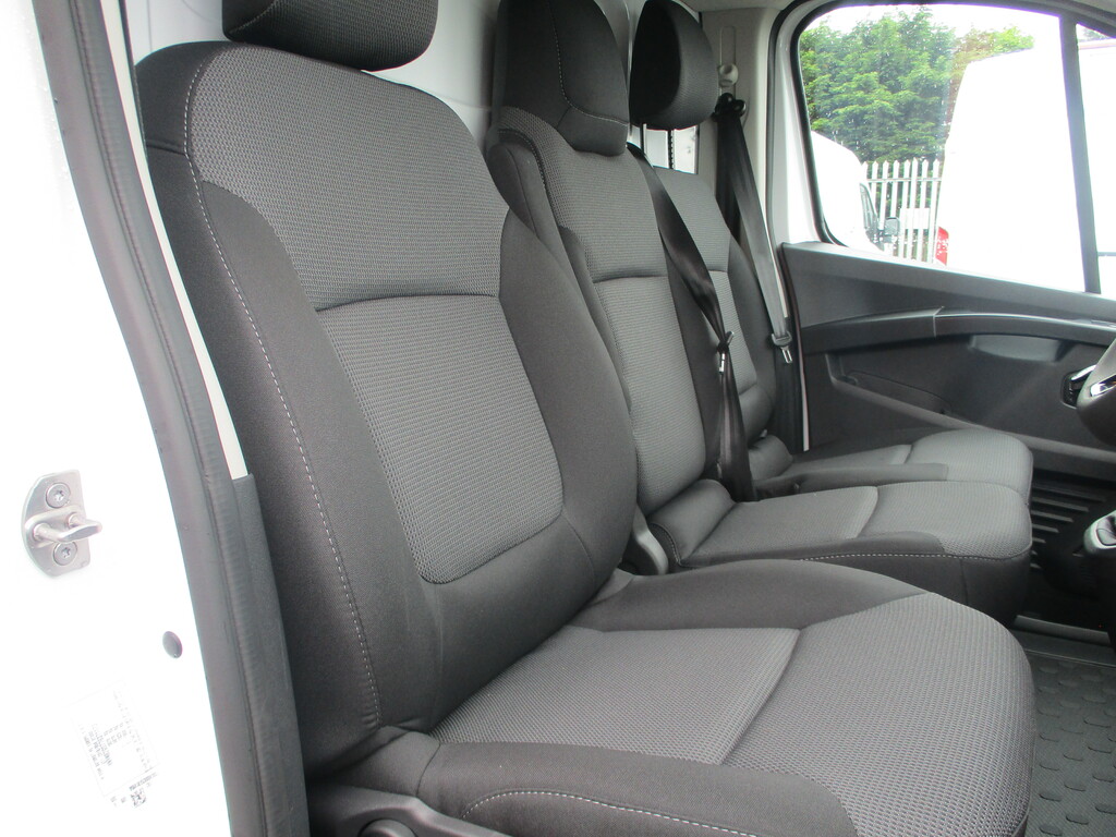 Nissan  Diesel  #12
