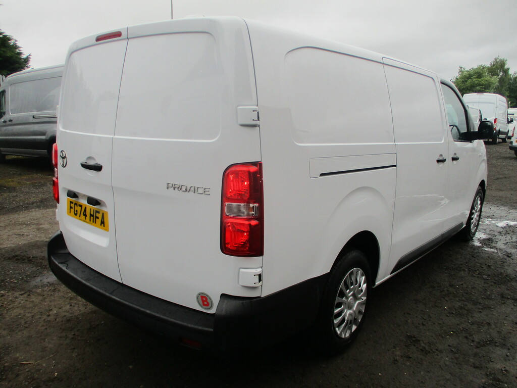Toyota PROACE Diesel #3