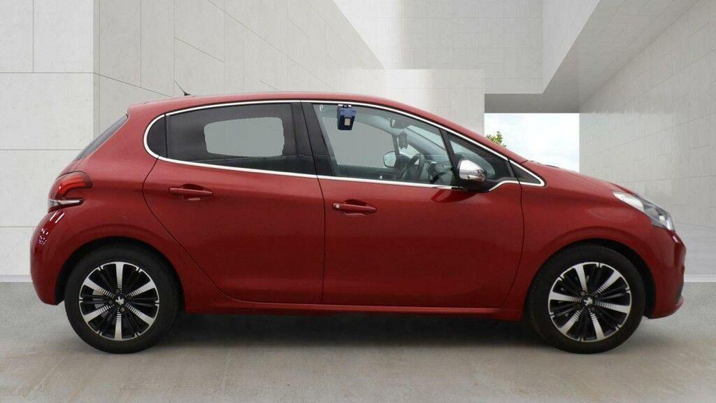 Peugeot 208 1.2 Puretech Allure Premium Euro 6 Ss 2016 Red #4