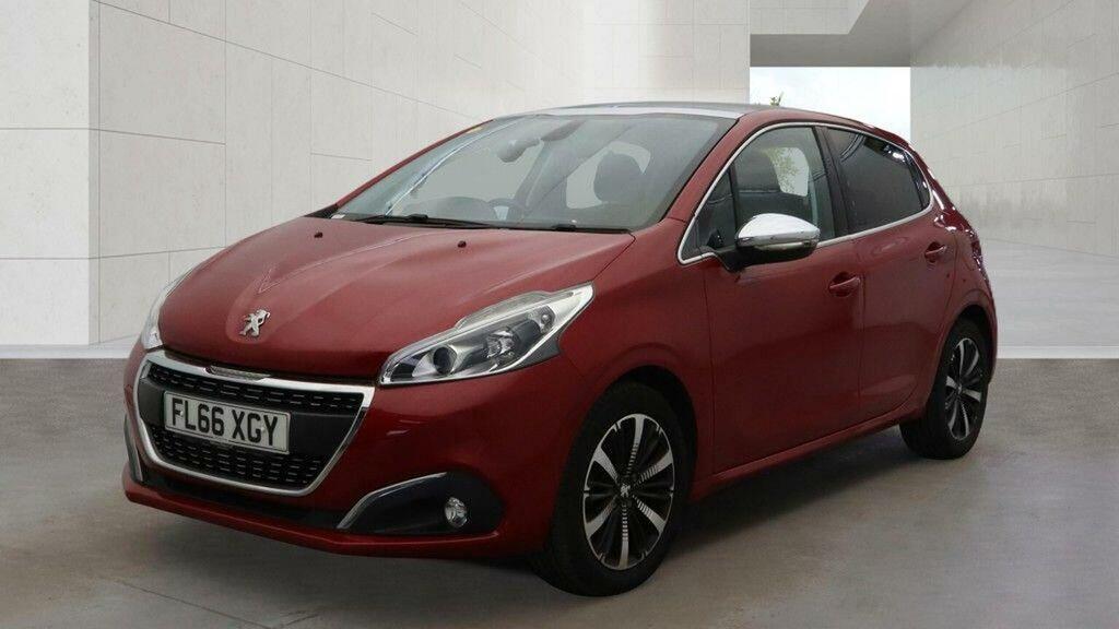 Peugeot 208 1.2 Puretech Allure Premium Euro 6 Ss 2016 Red