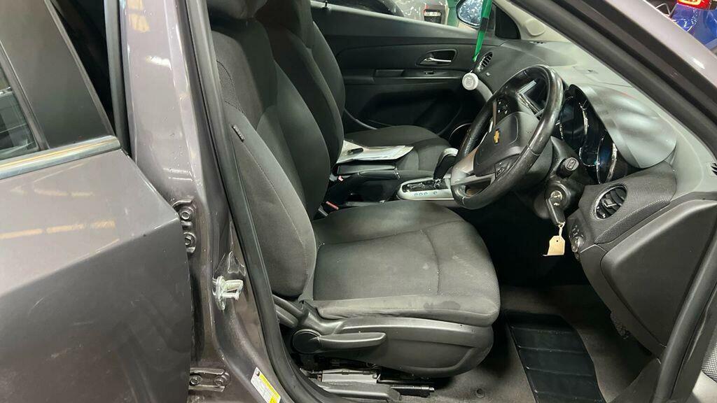 Chevrolet Cruze Ls Blue #10