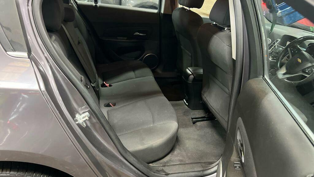Chevrolet Cruze Ls Blue #11