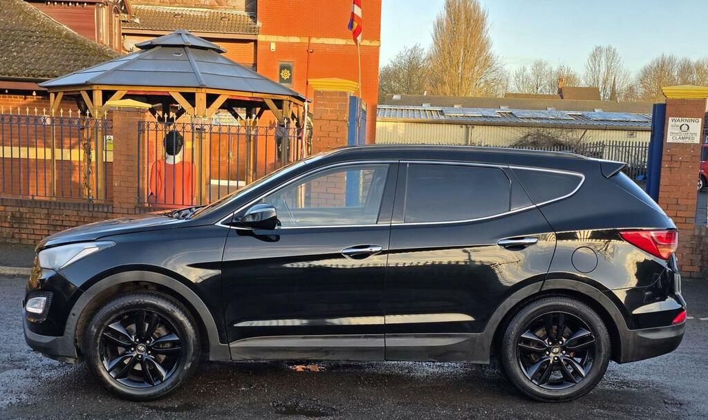 Hyundai Santa Fe 2.2 Crdi Premium Se 4Wd Euro 5 7 Seat Black #2