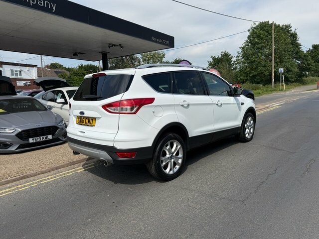 Ford Kuga 2.0 Tdci Zetec Suv 2Wd Euro 6 S GN16CWD White #5