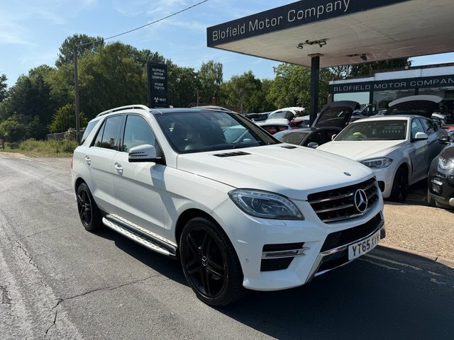 Mercedes-Benz M Class 3.0 Ml350 V6 Bluetec Amg Line Suv G-tro White #3
