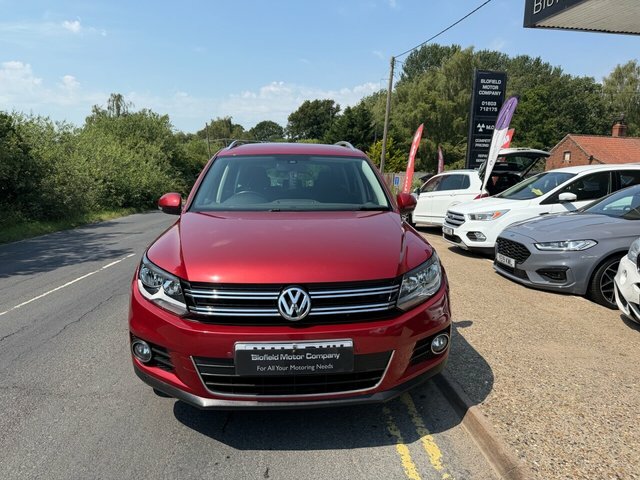 Volkswagen Tiguan 2.0 Tdi Bluemotion Tech Match Suv Manua Red #2