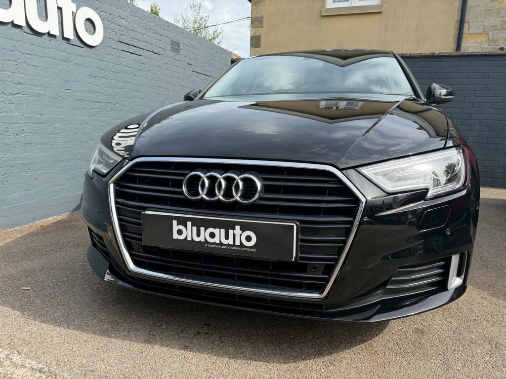 Audi A3 1L Sport Black #4