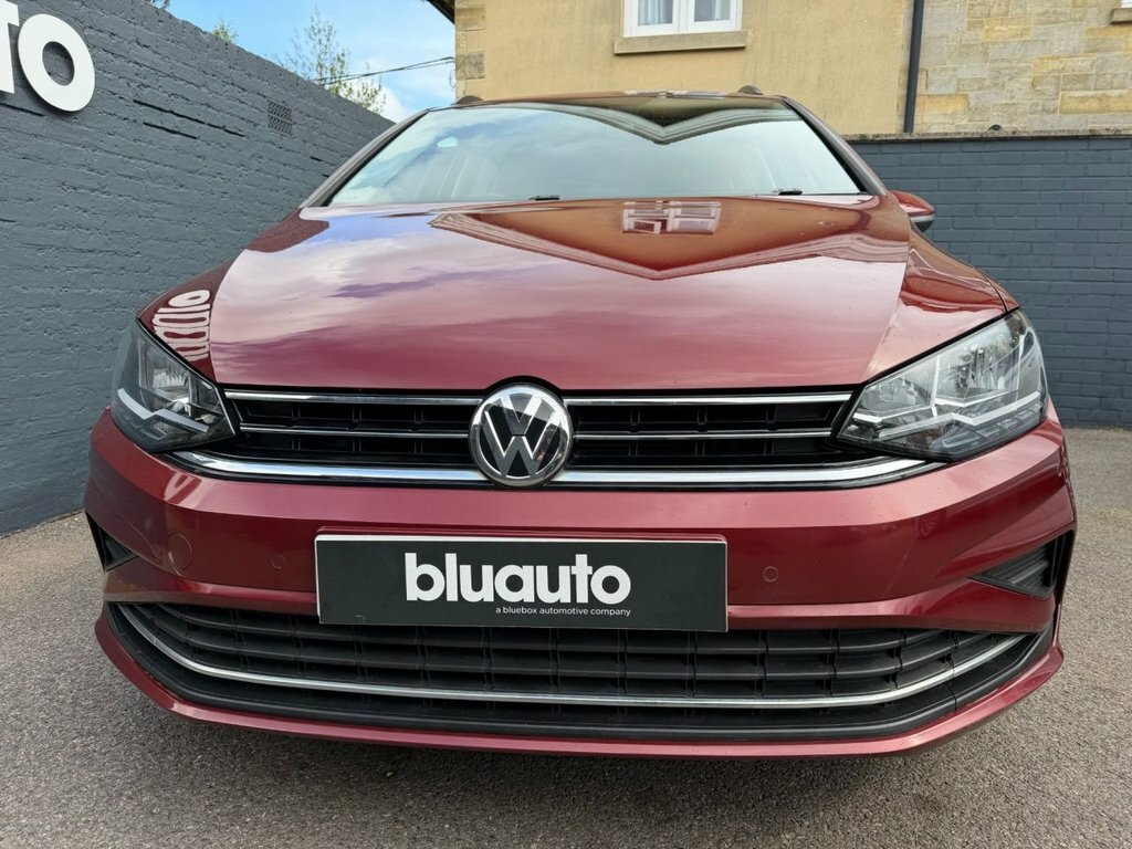 Volkswagen Golf SV 1.5L Se Nav Red #4