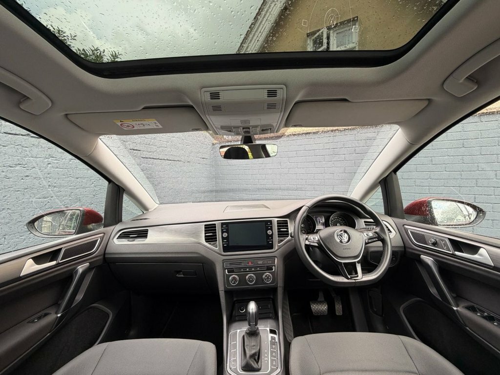 Volkswagen Golf SV 1.5L Se Nav Red #2