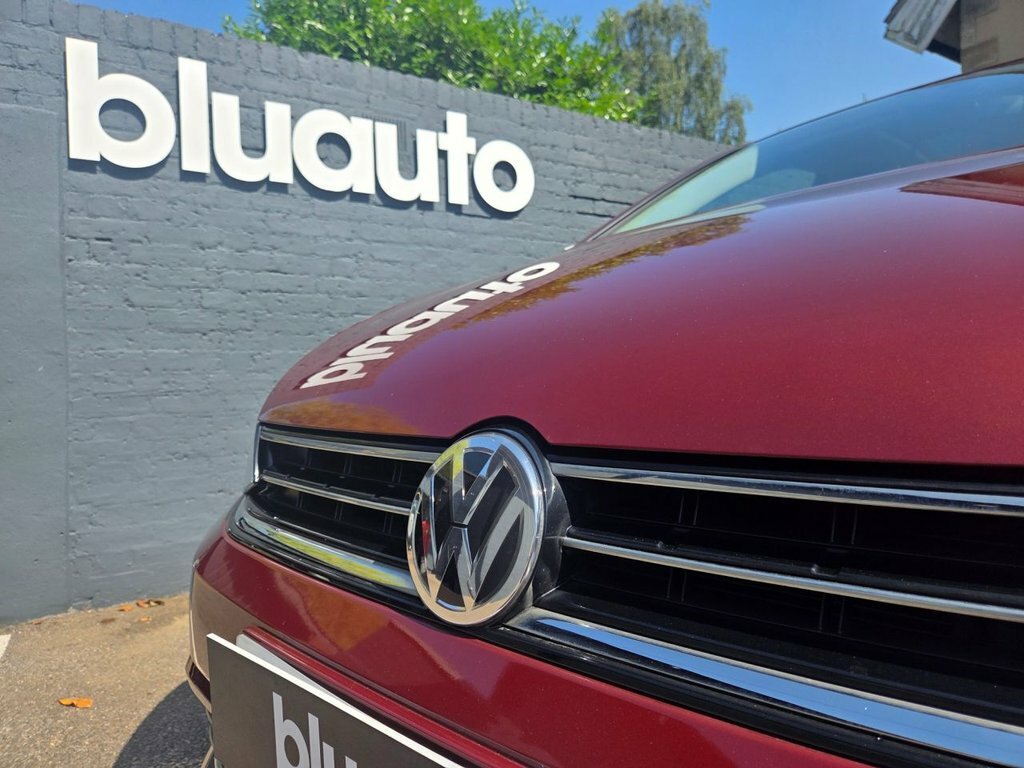 Volkswagen Golf SV 1.5L Match Red #5