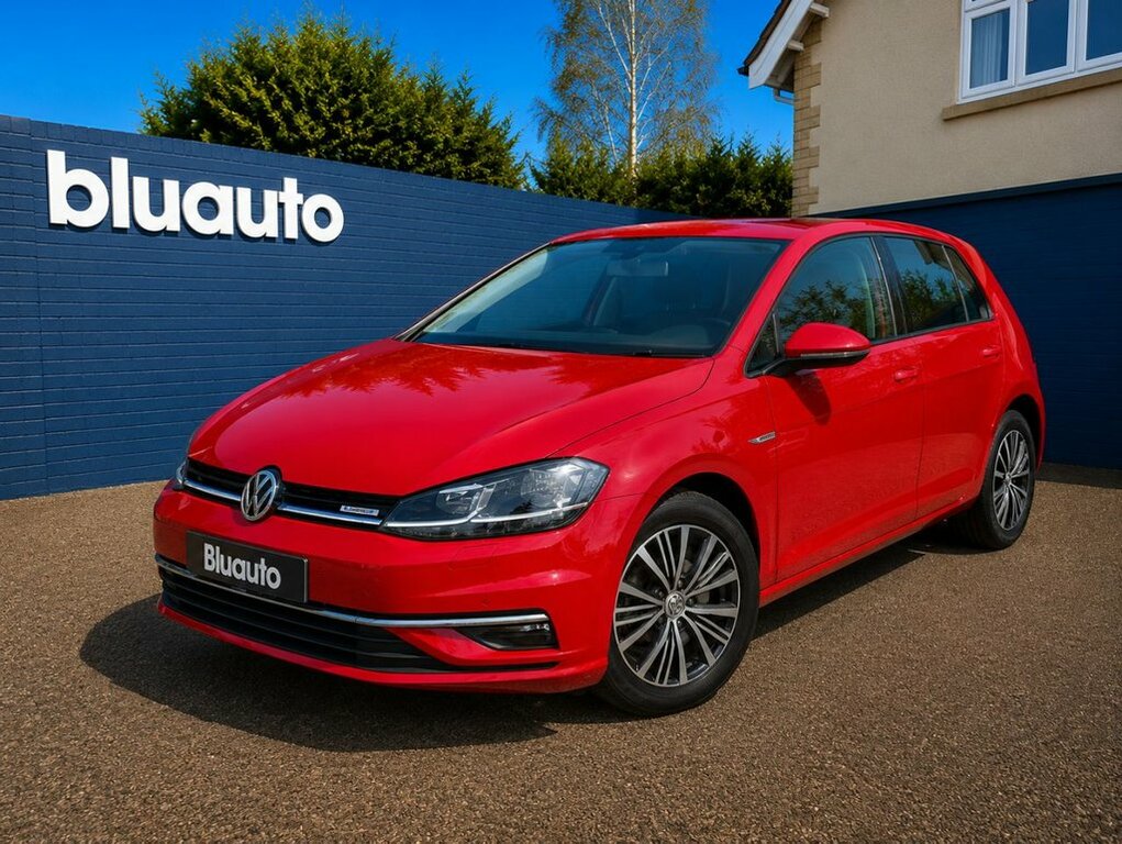 Volkswagen Golf 1.5L Se Nav Red
