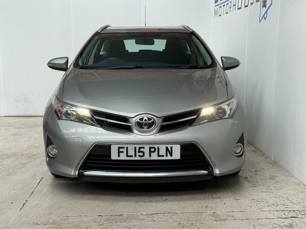Toyota Auris 1.4 D-4d Icon Touring Sports Euro 5 Ss FL15PLN Grey #2