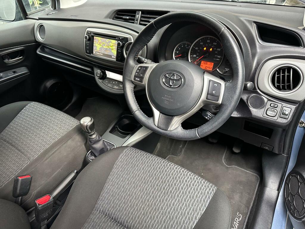 Toyota Yaris 1.4 D-4d Icon Plus Euro 5 Blue #3