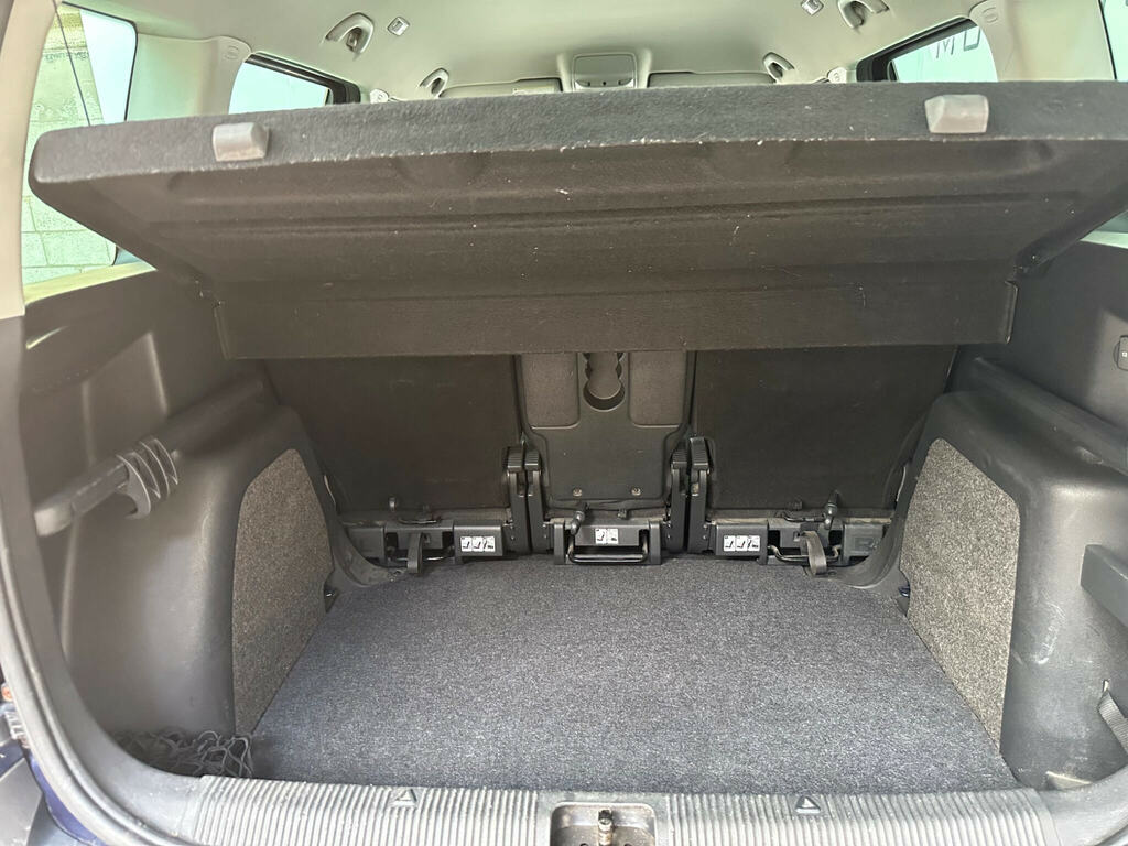 Skoda Yeti Hatchback Beige #14