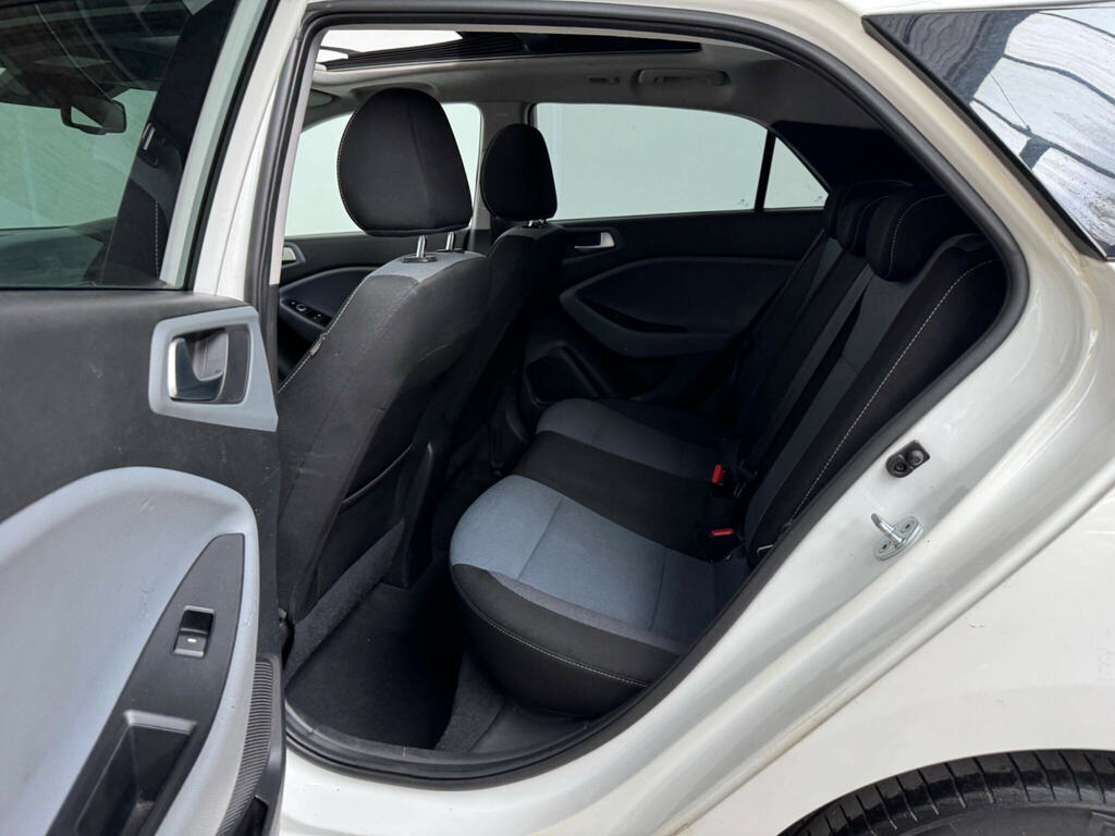 Hyundai I20 I20 Premium Nav Mpi Silver #9