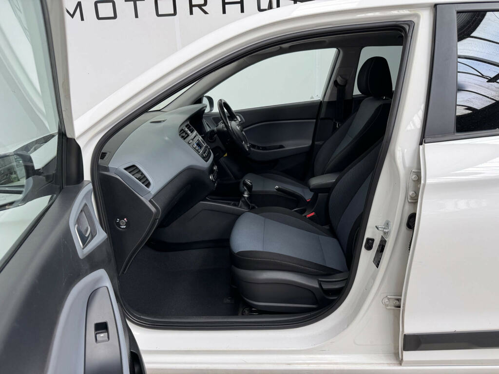 Hyundai I20 I20 Premium Nav Mpi Silver #8