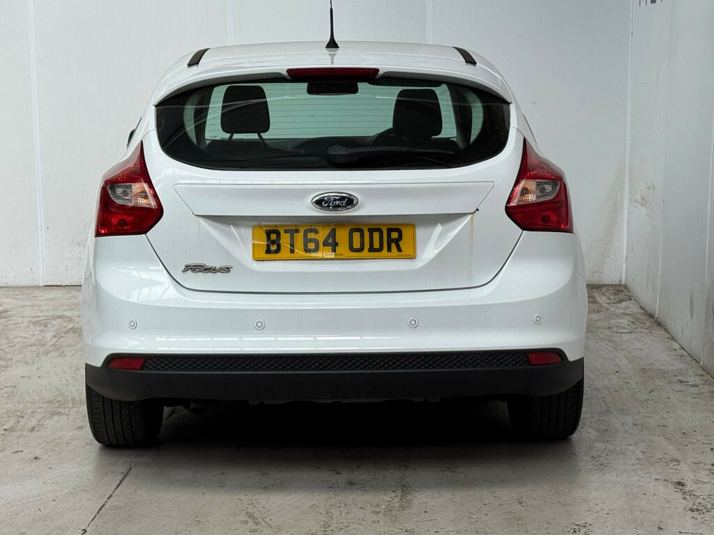 Ford Focus 1.6 Tdci Titanium Navigator Euro 5 Ss White #5