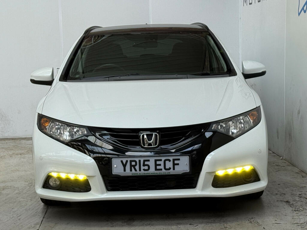 Honda Civic 1.8 I-vtec Se Plus Tourer Euro 5 Ss White #2