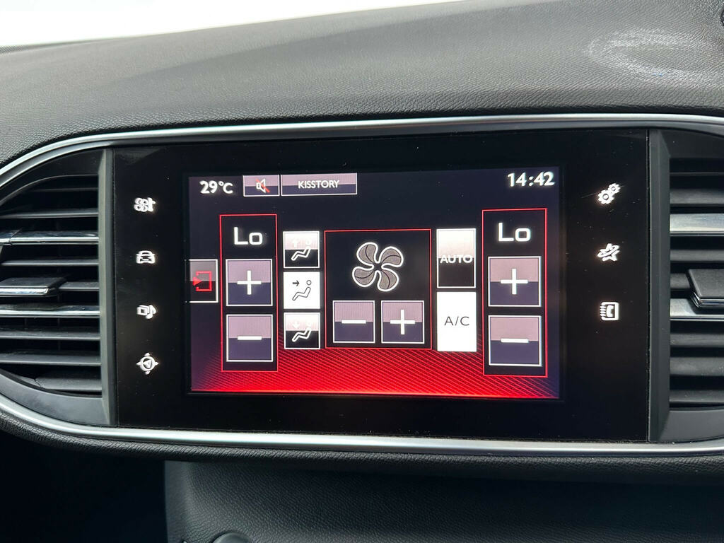 Peugeot 308 1.2 Puretech 110 Active Red #11