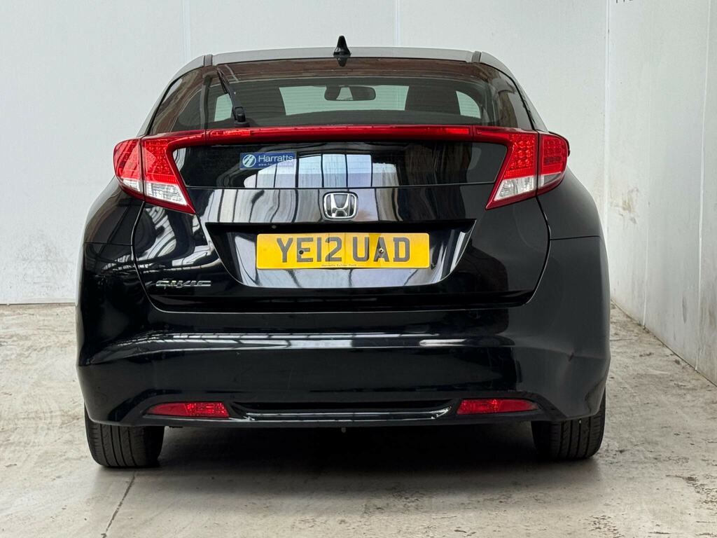 Honda Civic 1.8 I-vtec Es-t Euro 5 Ss Black #5