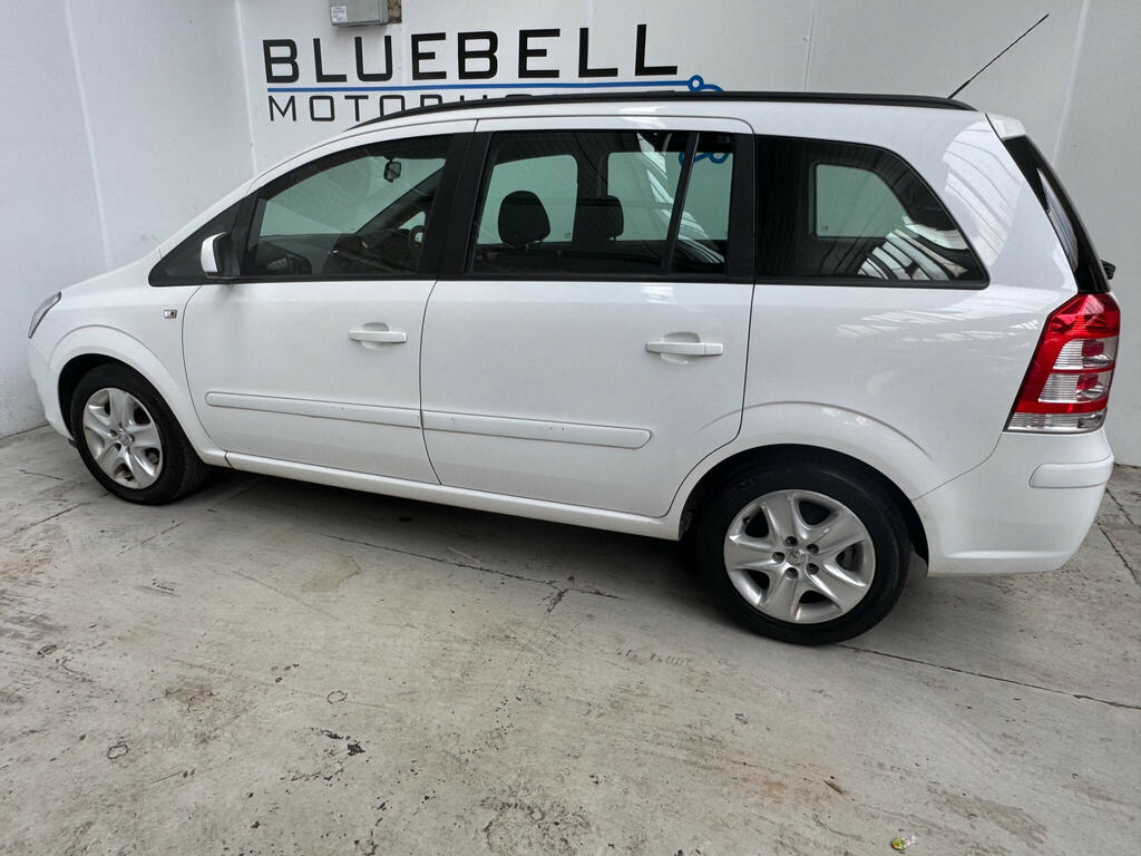 Vauxhall Zafira 1.6 16V Exclusiv Euro 5 White #6