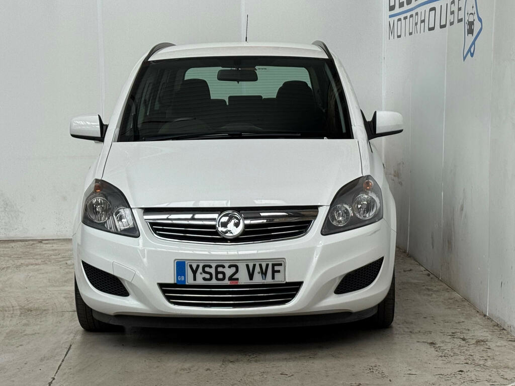 Vauxhall Zafira 1.6 16V Exclusiv Euro 5 White #2