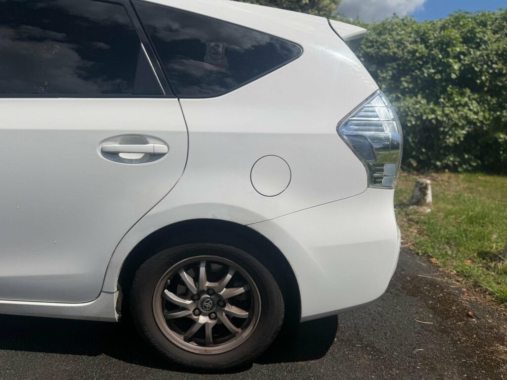 Toyota Prius+ 1.8 5dr Silver #27