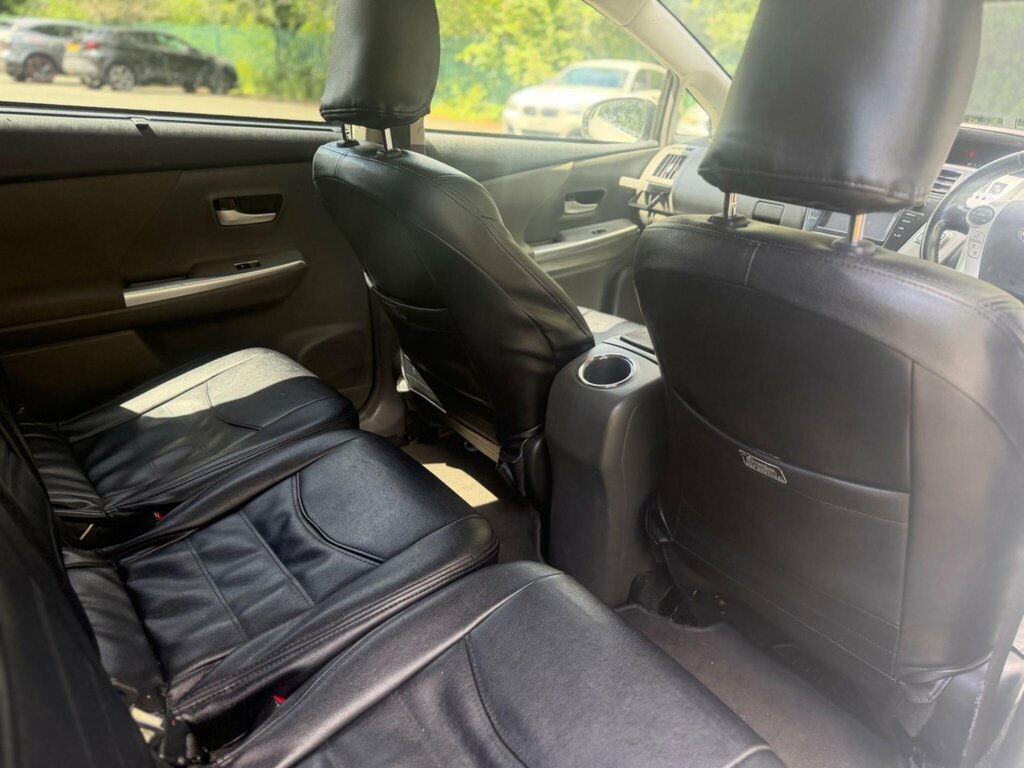 Toyota Prius+ 1.8 5dr Silver #18