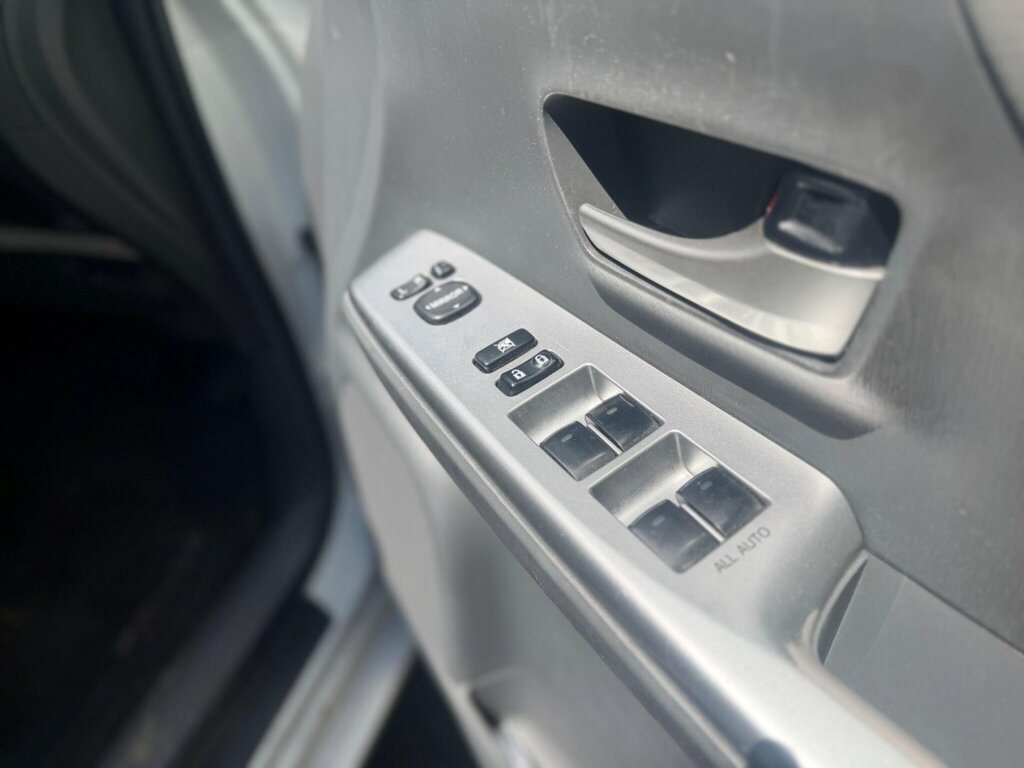 Toyota Prius+ 1.8 5dr Silver #21