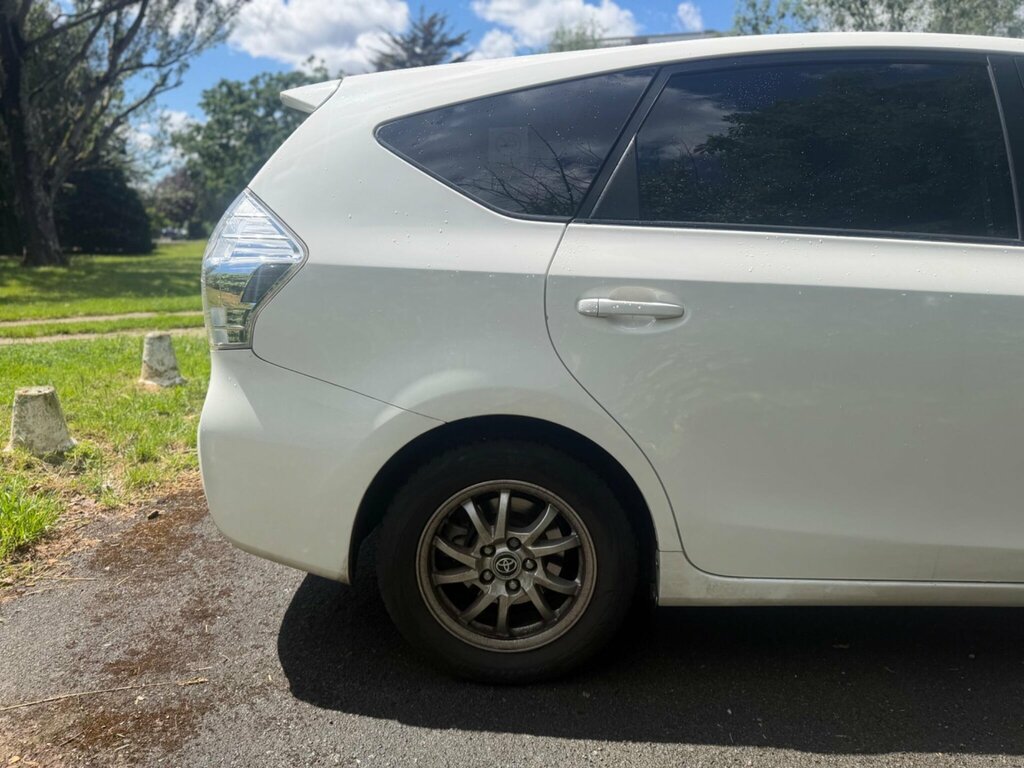 Toyota Prius+ 1.8 5dr Silver #25