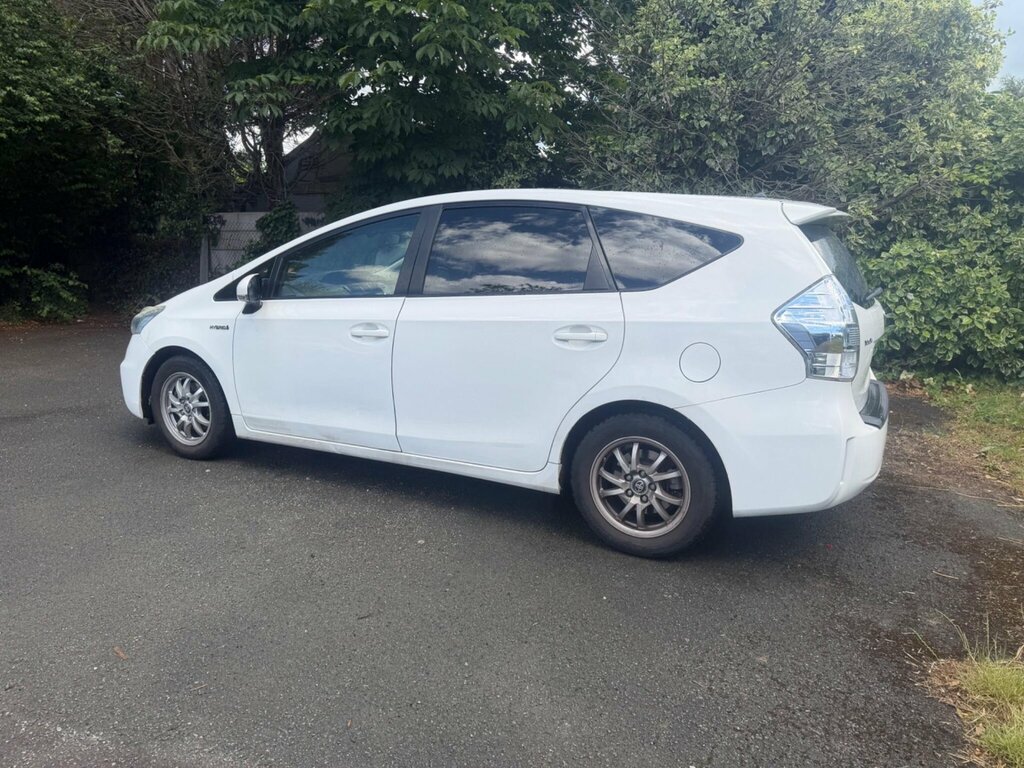 Toyota Prius+ 1.8 5dr Silver #9