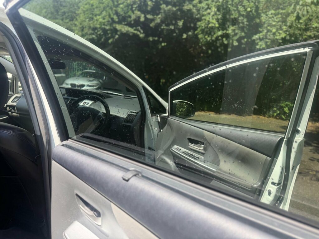 Toyota Prius+ 1.8 5dr Silver #24