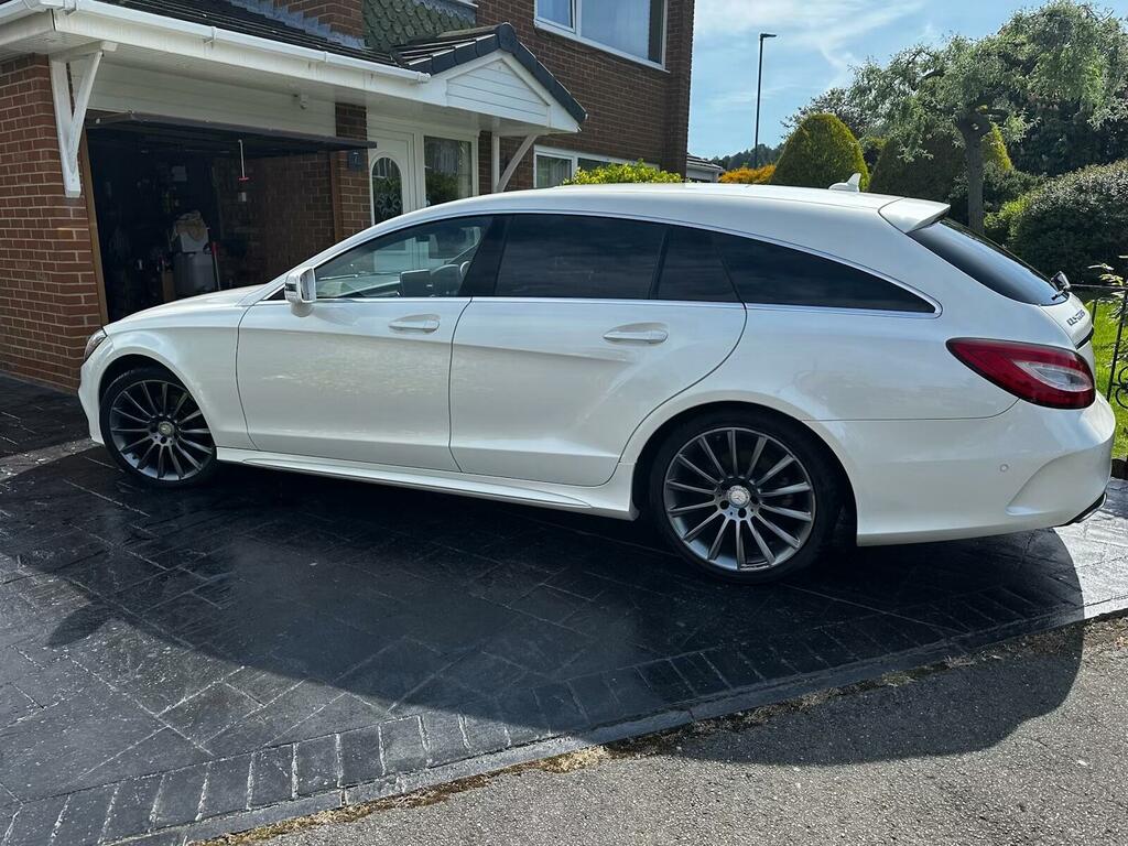 Mercedes-Benz CLS 2.1 Cls220d Amg Line Premium Shooting Brake G-tr #2