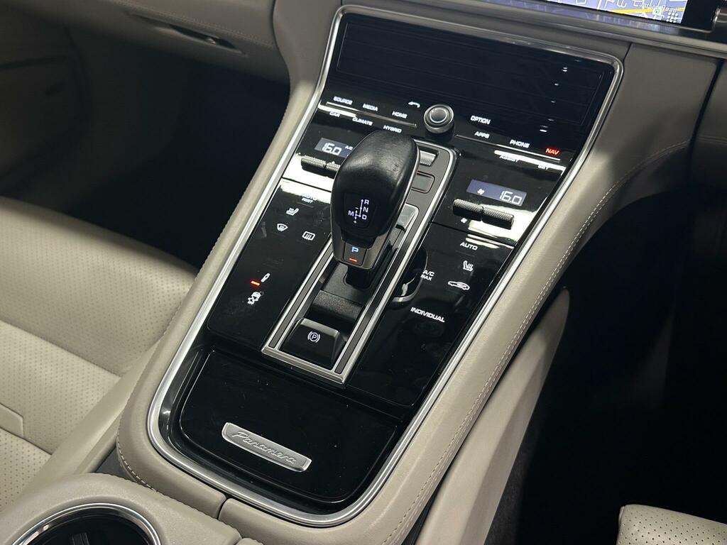 Porsche Panamera 2.9 V6 4 E-hybrid Pdk Black #37