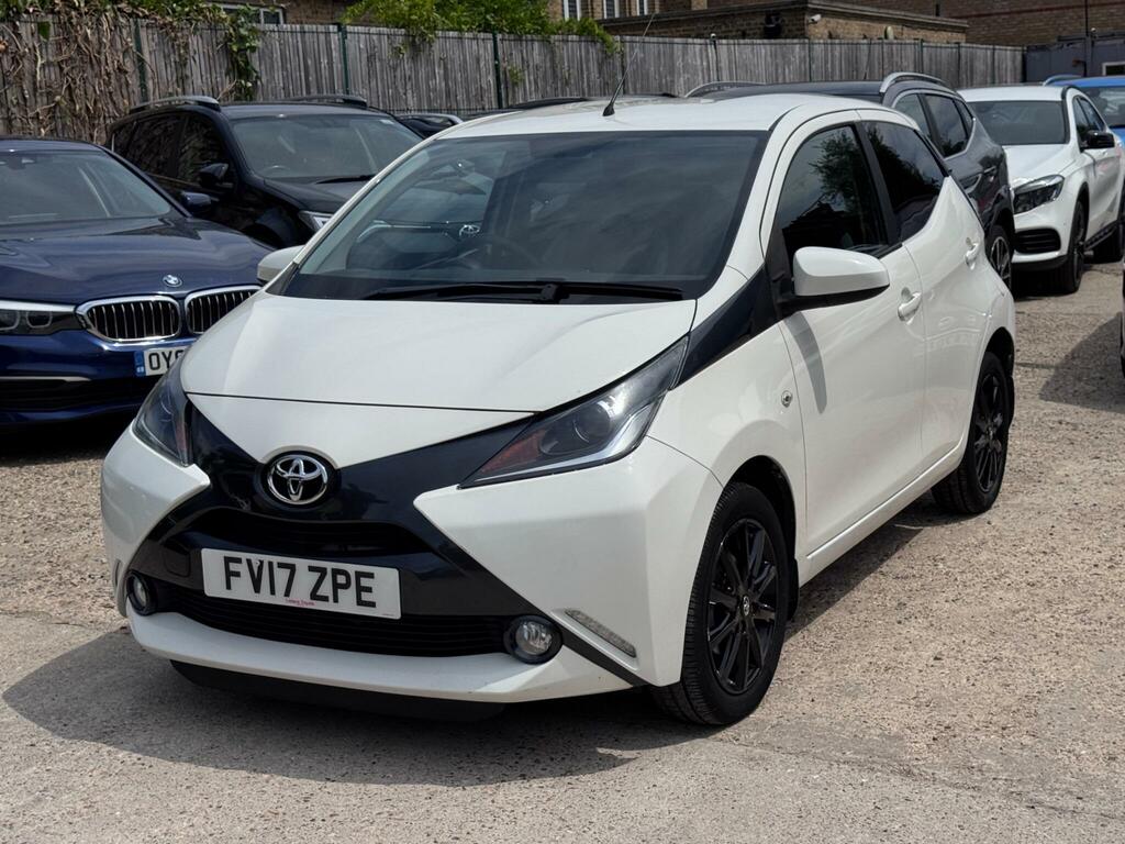 Toyota Aygo X X-style White