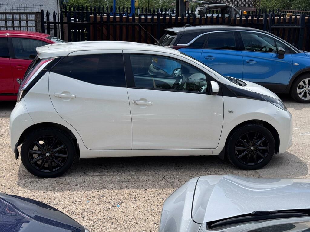 Toyota Aygo X Hatchback Red #7