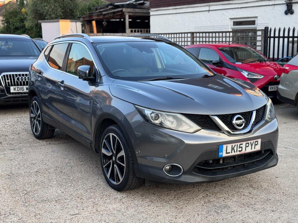 Nissan Qashqai Tekna Grey #2