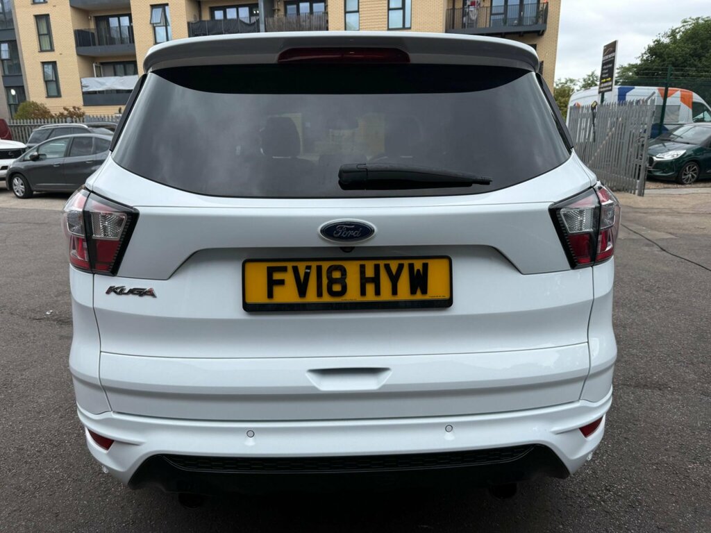 Ford Kuga 1.5 Tdci St-line Powershift Euro 6 Ss White #4