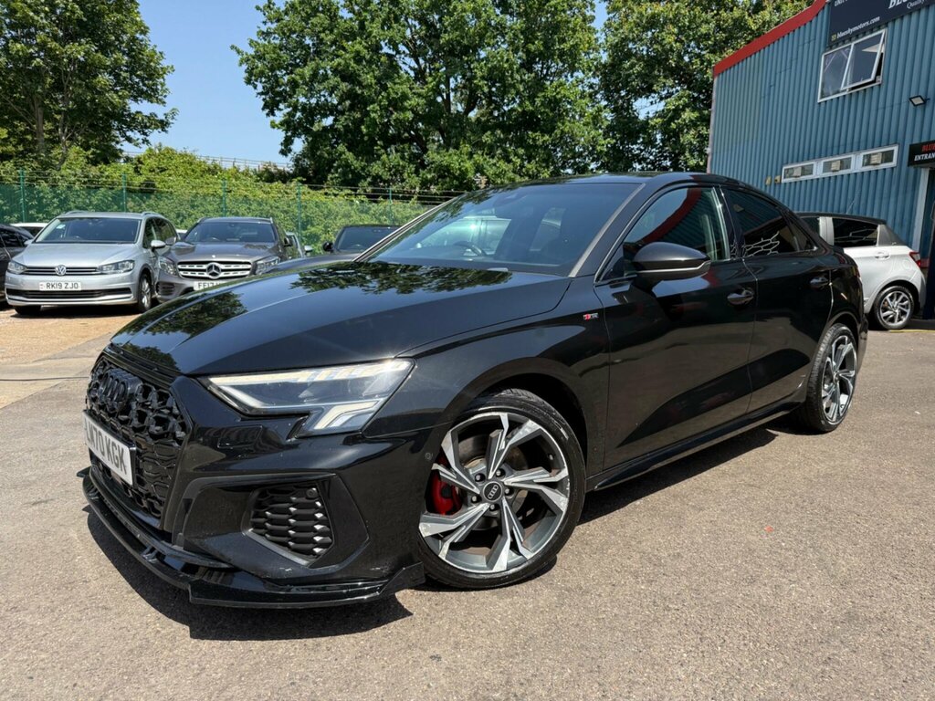 Audi A3 1.5 Tfsi 35 S Line S Tronic Euro 6 Ss Black