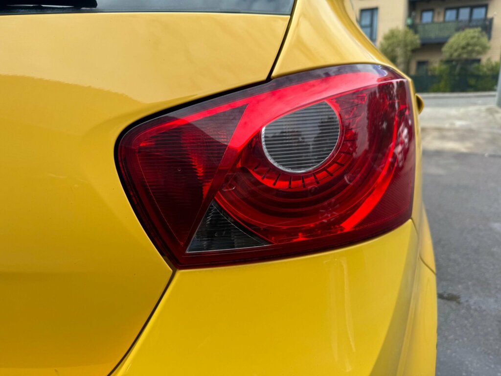 Seat Ibiza 1.4 Good Stuff 85 Bhp White #25