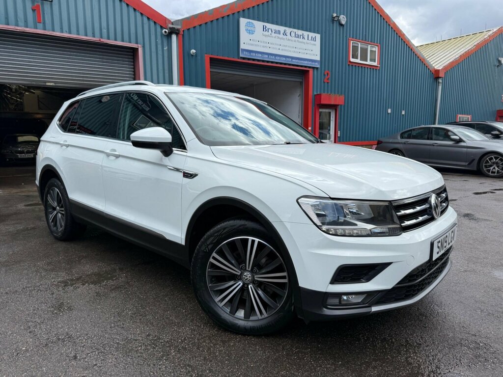 Volkswagen Tiguan 2.0 Tdi Se Nav Dsg 4Motion Euro 6 Ss SN19LGV White #3