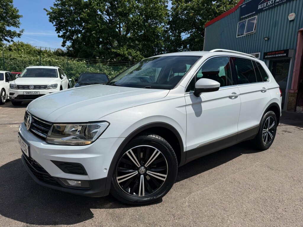 Volkswagen Tiguan 2.0 Tdi Se Navigation Dsg Euro 6 Ss Silver