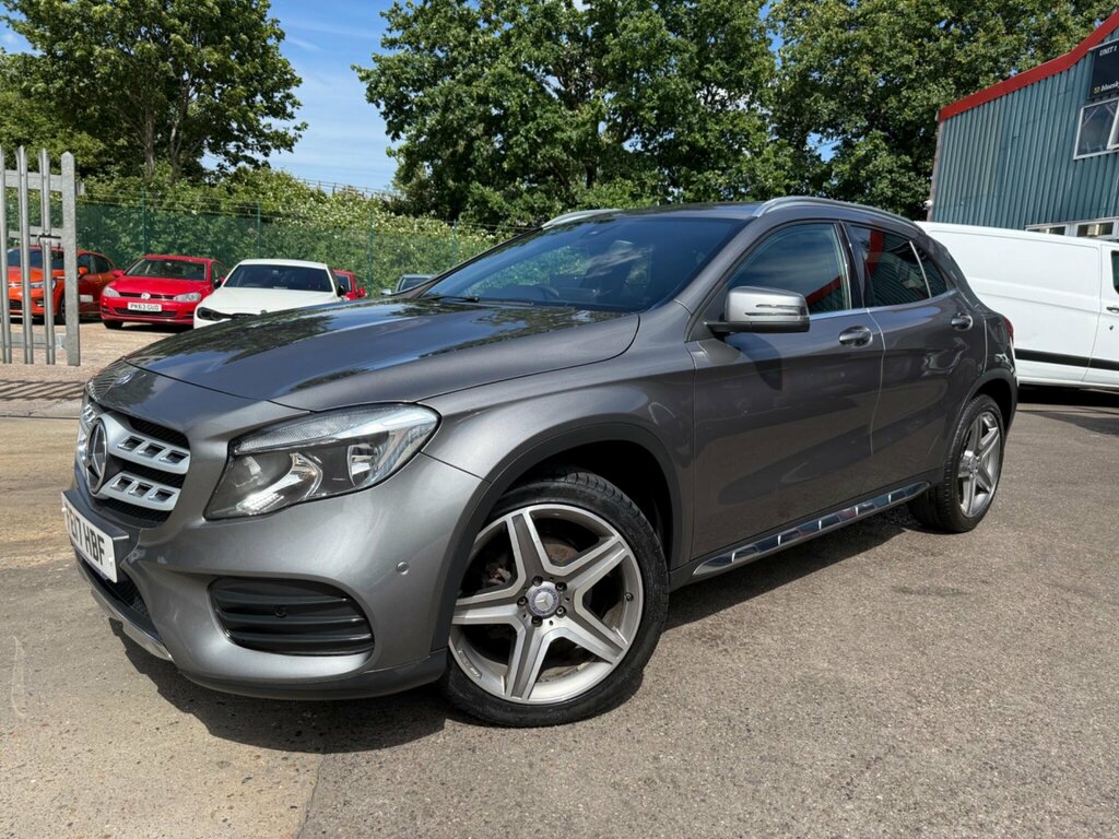 Mercedes-Benz GLA Class 1.6 Gla200 Amg Line Executive 7G-dct Euro 6 Ss Grey