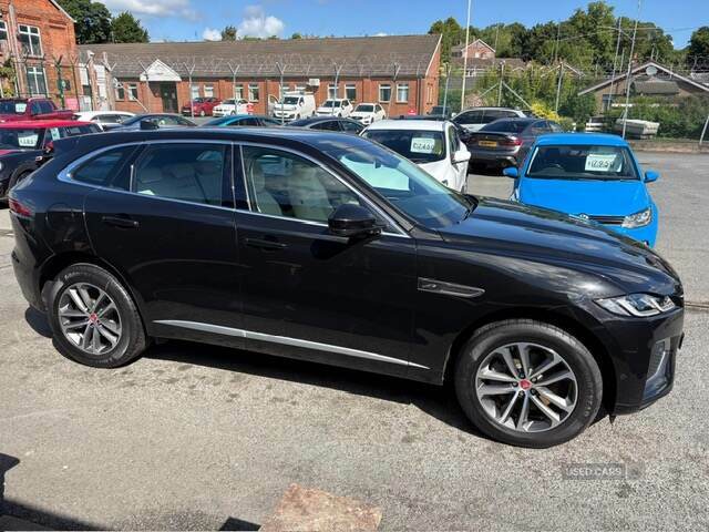 Jaguar F-Pace 2.0 D165 R-dynamic S Awd Black #4