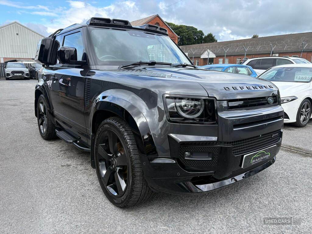 Land Rover Defender 90 3.0 D250 X-dynamic Se 90 Grey #2