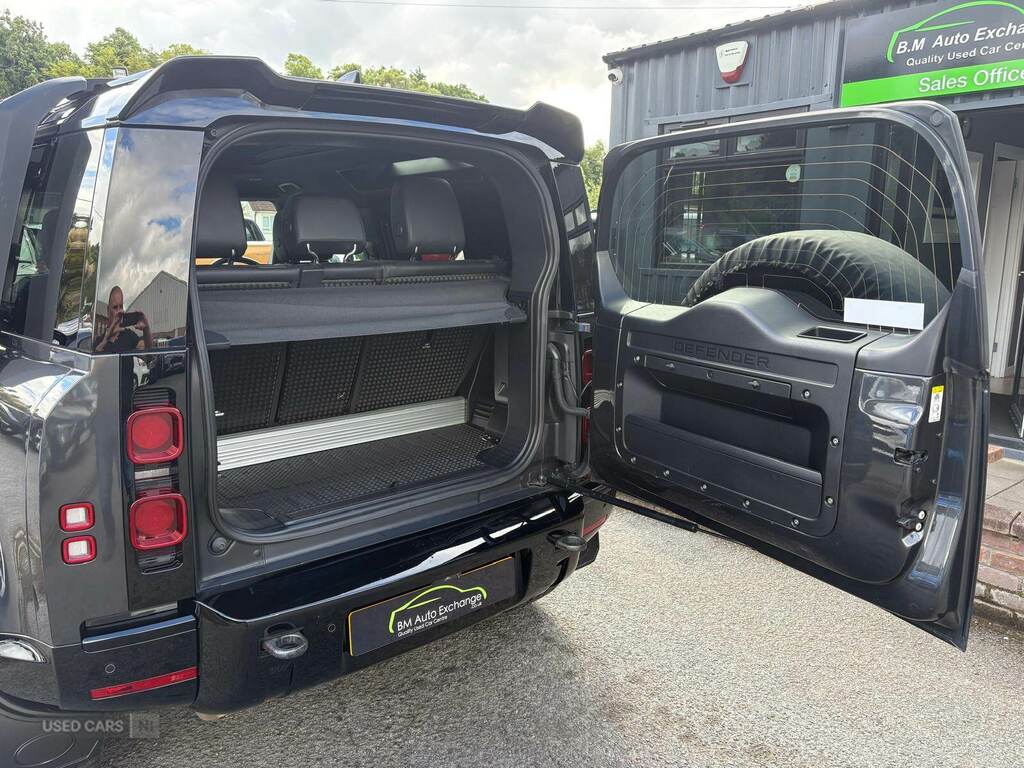 Land Rover Defender 90 X-dynamic Se Black #10