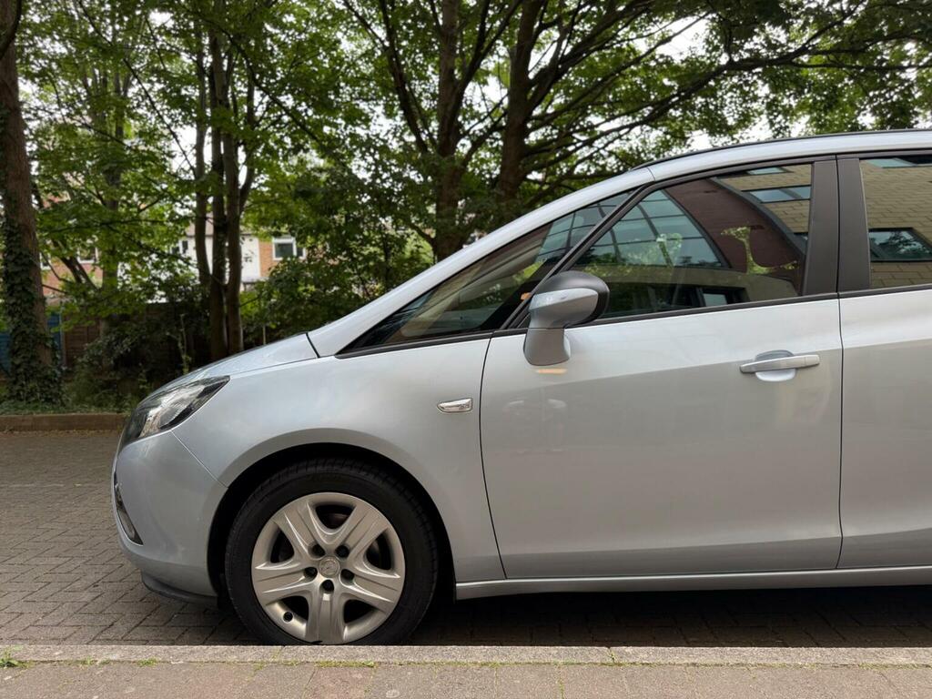 Vauxhall Zafira Tourer 1.4I Turbo Exclusiv Euro 6 201515 NU15YDP Silver #5