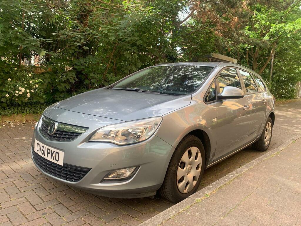 Vauxhall Astra 1.6 16V Exclusiv Sports Tourer Euro 5 20 Silver #3