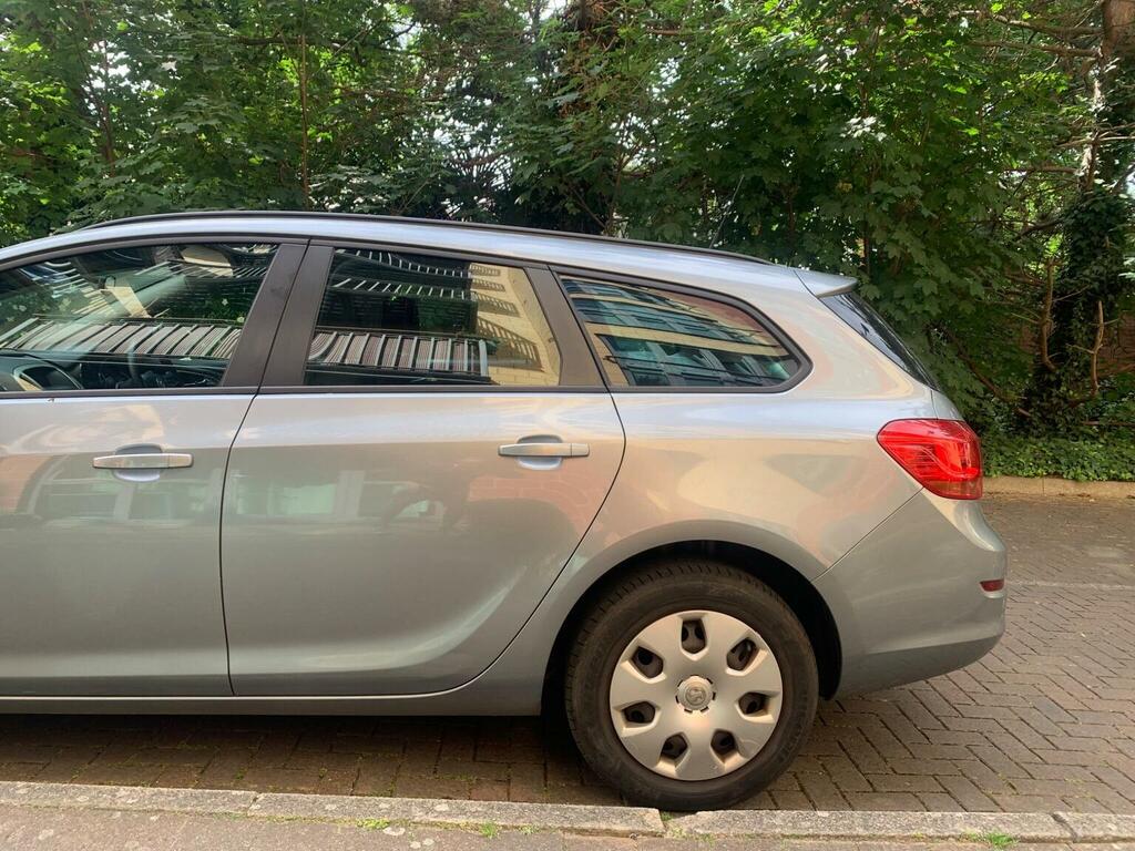 Vauxhall Astra 1.6 16V Exclusiv Sports Tourer Euro 5 20 Silver #6